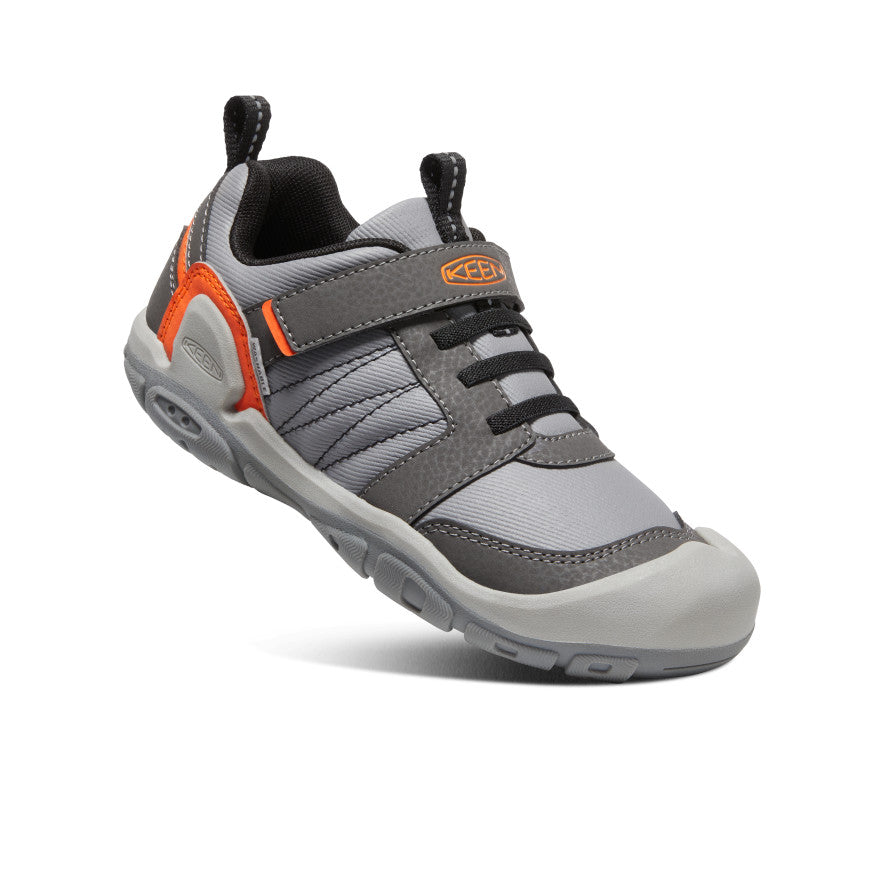 Big Kids' Knotch Peak Sneaker Magnet/Safety Orange
