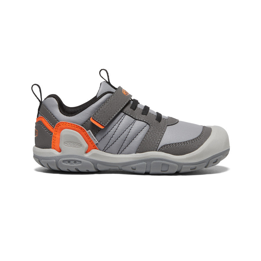 Big Kids' Knotch Peak Sneaker Magnet/Safety Orange